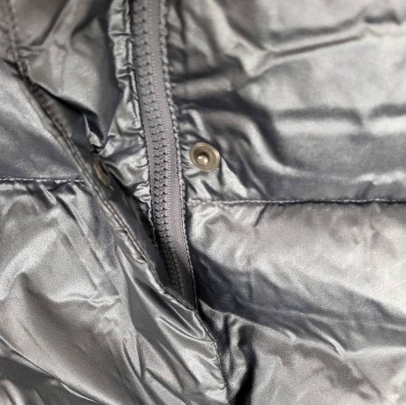 OLD NAVY Puffer Vest M - Picture 6 of 7